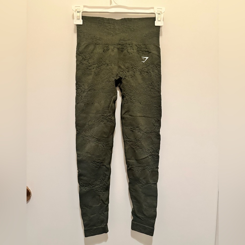 Gymshark adapt green/olive camo XS